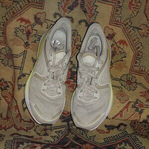 Lululemon Sneakers Uni-sex Sz Eur 42 U.S. 9.5